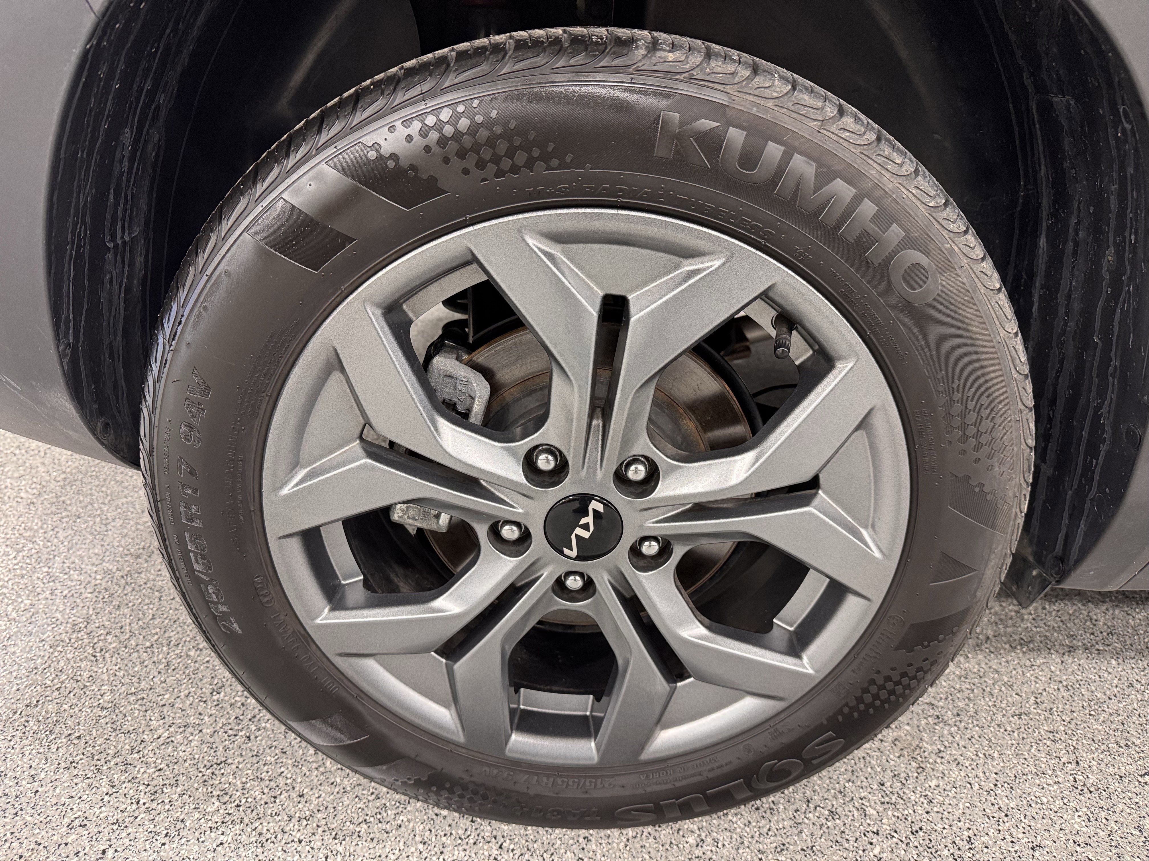 Certified 2025 Kia Seltos LX image 27