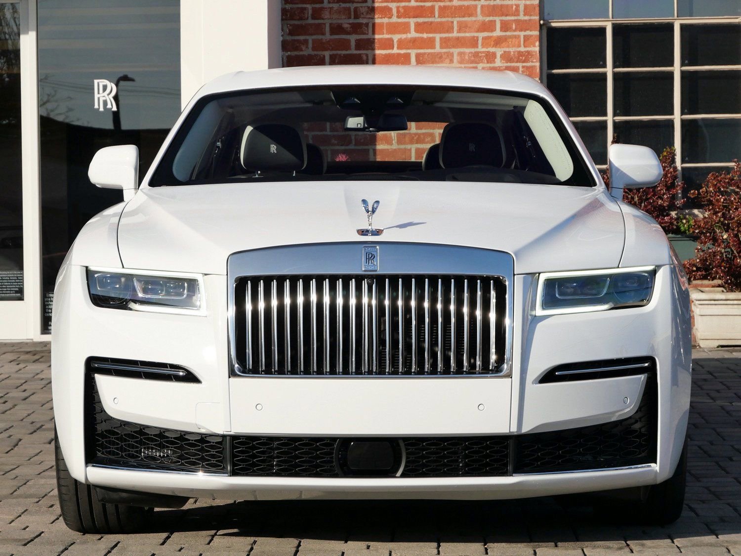 Used 2024 Rolls-Royce Ghost image 5