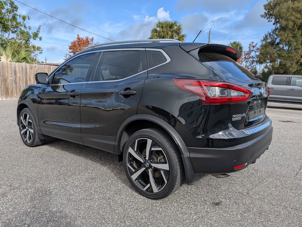 Used 2022 Nissan Rogue Sport SL w/ Premium Package image 8