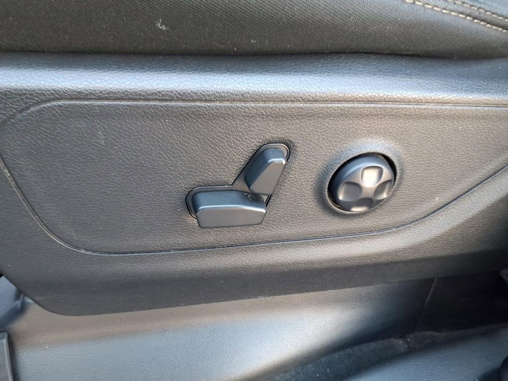 Used 2021 RAM 1500 Big Horn image 25