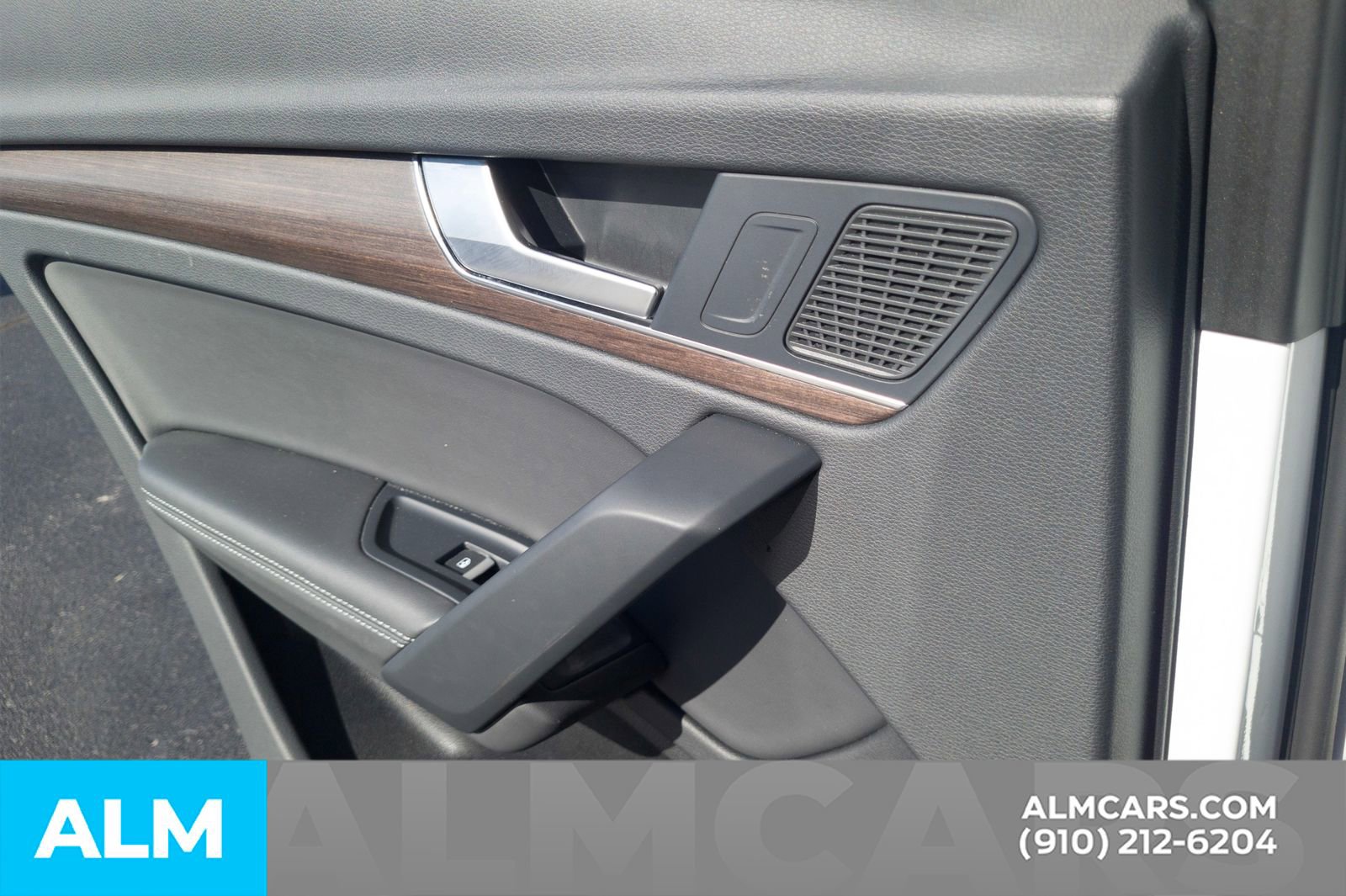 Used 2024 Audi Q5 2.0T Premium Plus image 25