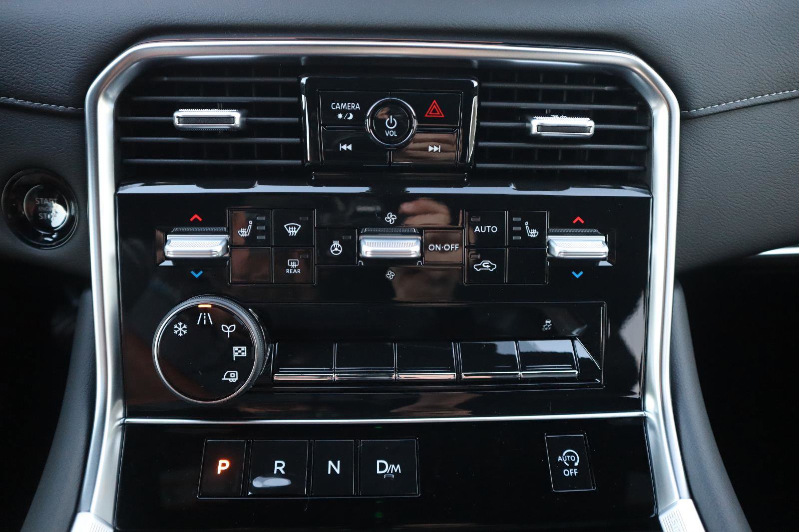 New 2026 Nissan Armada SL w/ Captain's Chari Seat Package image 33