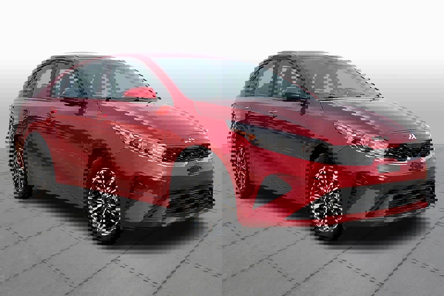 Used 2024 Kia Forte LXS image 3