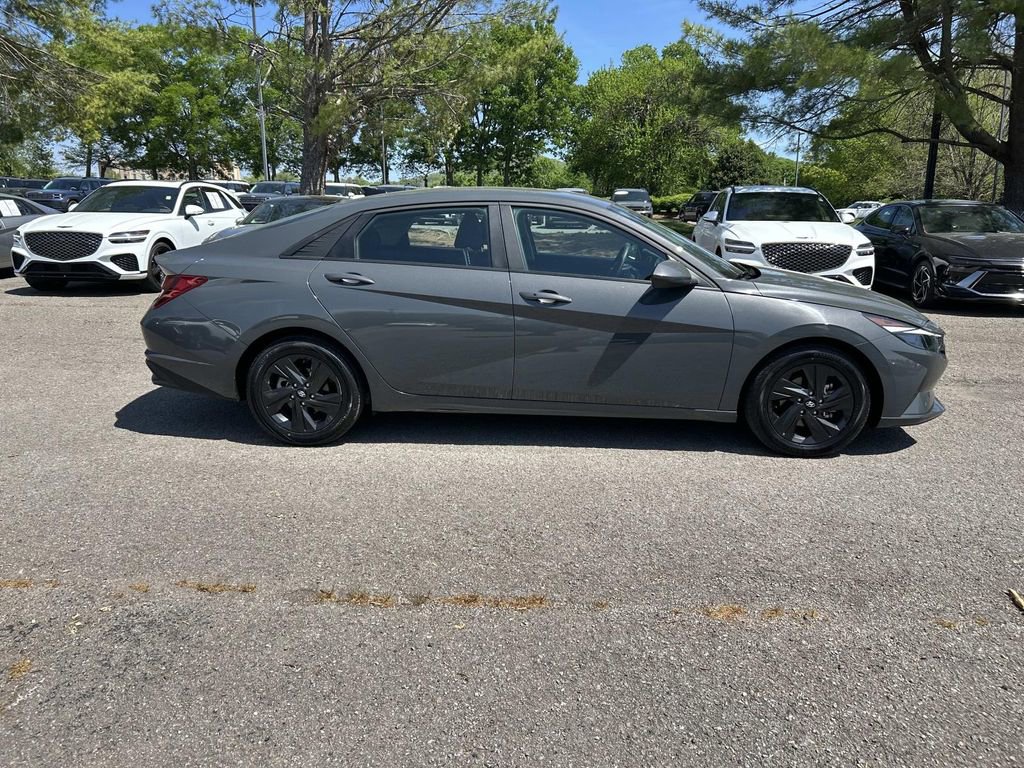 Certified 2023 Hyundai Elantra SEL FWD image 8