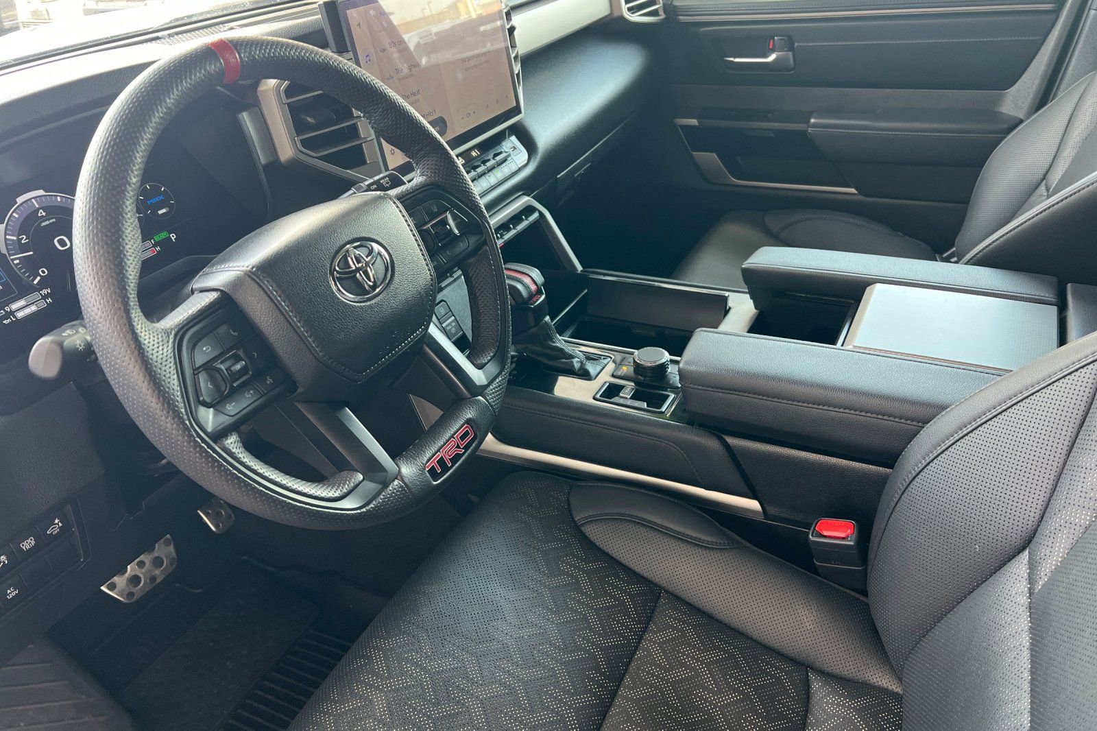 Certified 2025 Toyota Sequoia Limited w/ TRD Off-Road Package image 7