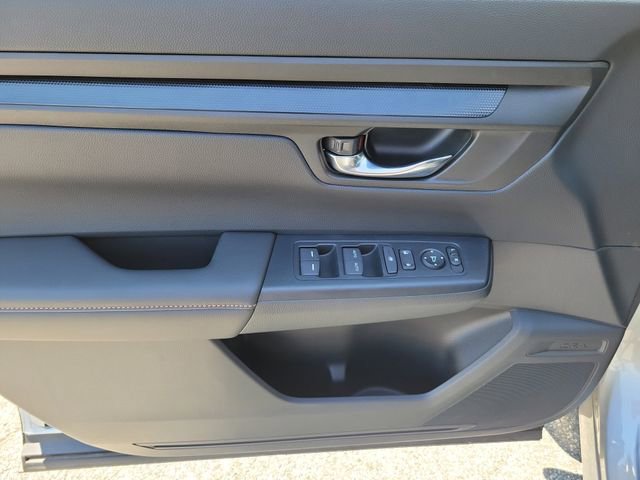 Certified 2025 Honda CR-V Sport image 8