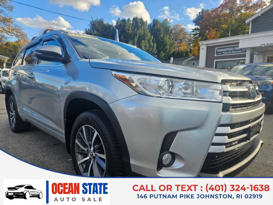Used 2017 Toyota Highlander XLE image 6