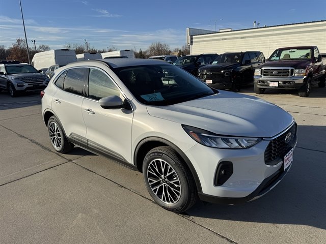 New 2026 Ford Escape SE