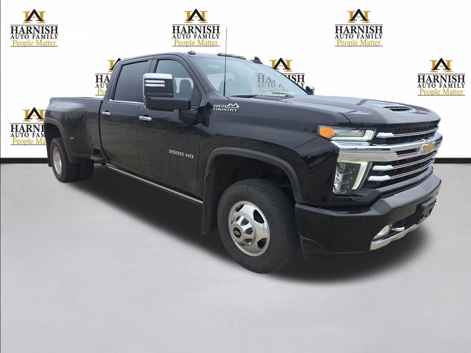 Used 2023 Chevrolet Silverado 3500 High Country image 9