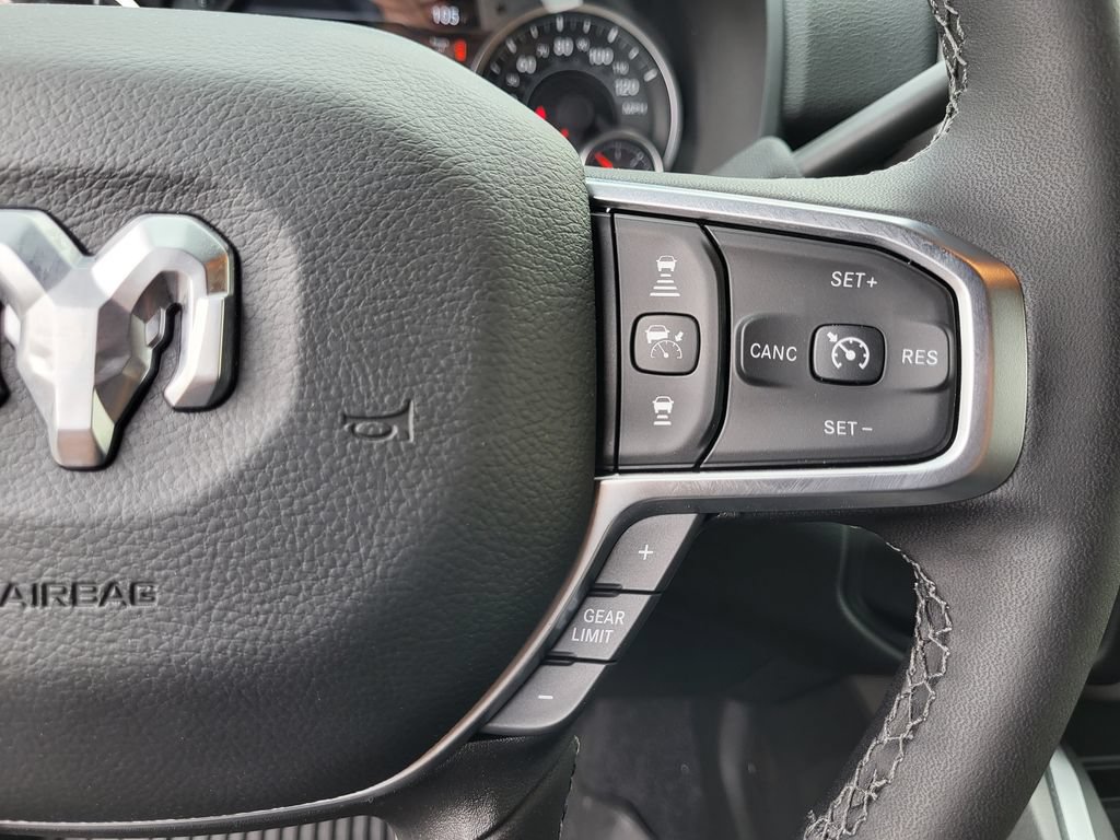 New 2026 RAM 2500 Big Horn AWD/4WD image 31