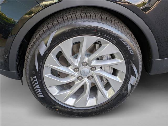 New 2026 Land Rover Discovery S AWD/4WD image 9