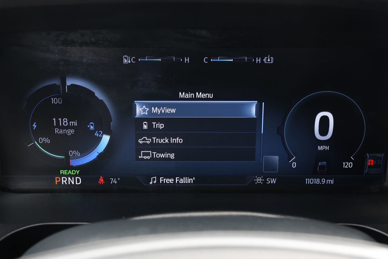 Used 2024 Ford F150 Lightning Flash image 19