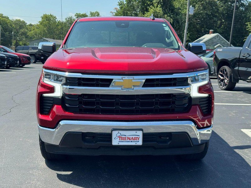 Used 2024 Chevrolet Silverado 1500 LT AWD/4WD image 9
