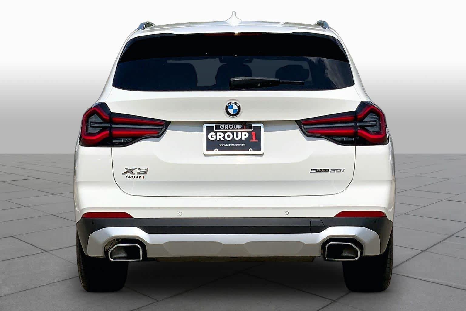 Used 2022 BMW X3 sDrive30i w/ Premium Package 2 (ZPA) RWD image 5