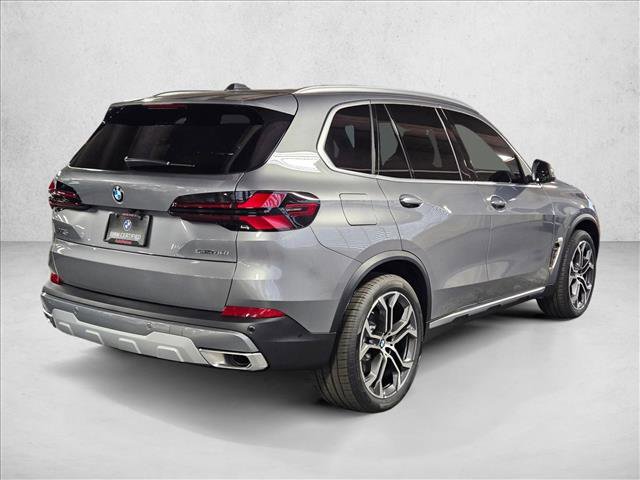 New 2026 BMW X5 sDrive40i w/ Climate Comfort Package image 2