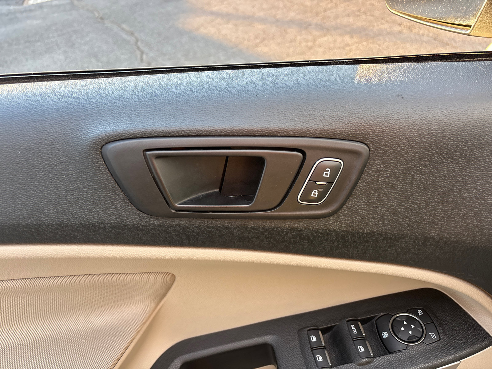 Used 2021 Ford EcoSport S AWD/4WD image 12