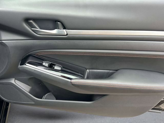 Used 2023 Nissan Altima 2.5 SR image 20