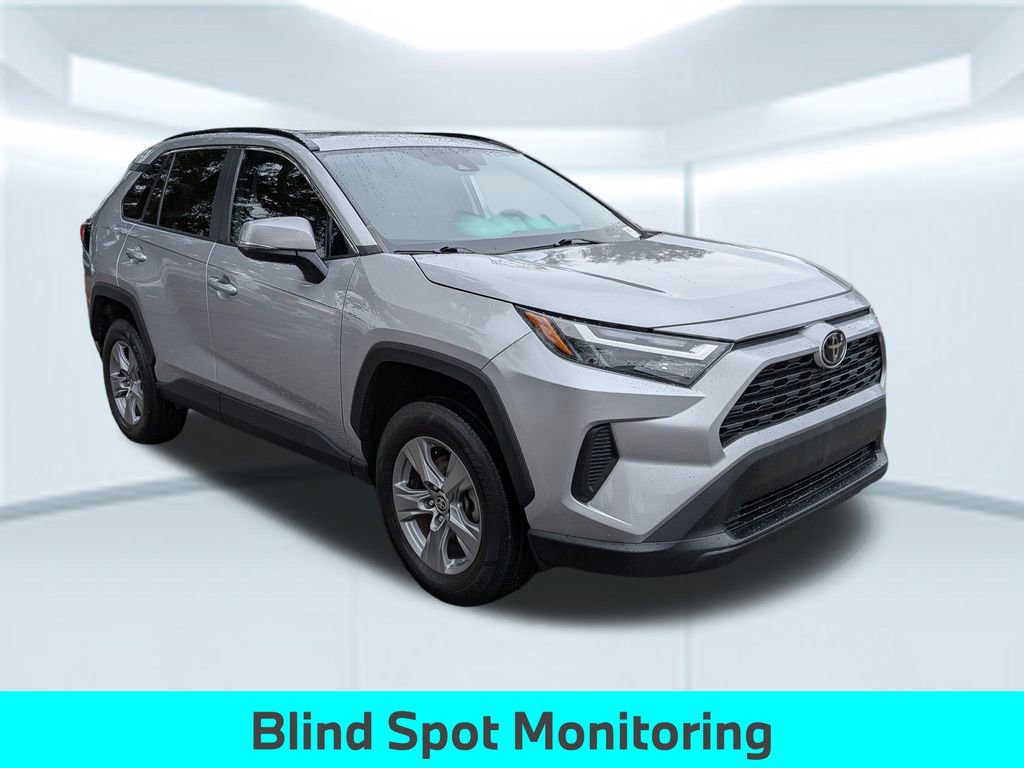 Used 2023 Toyota RAV4 XLE w/ Convenience Package FWD image 9