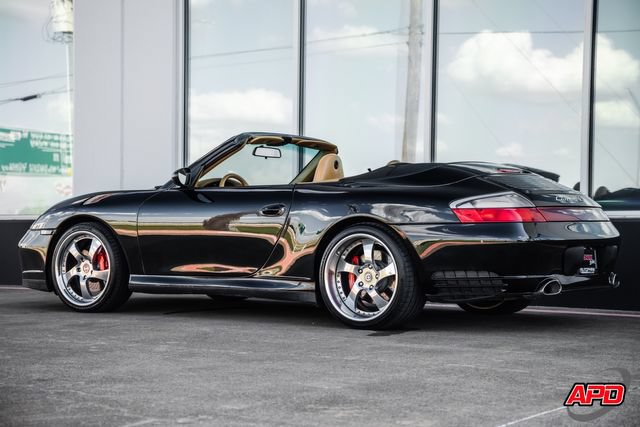 Used 2004 Porsche 911 Carrera 4S AWD/4WD image 9