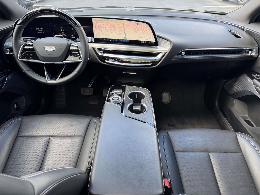 Used 2023 Cadillac Lyriq Luxury image 20