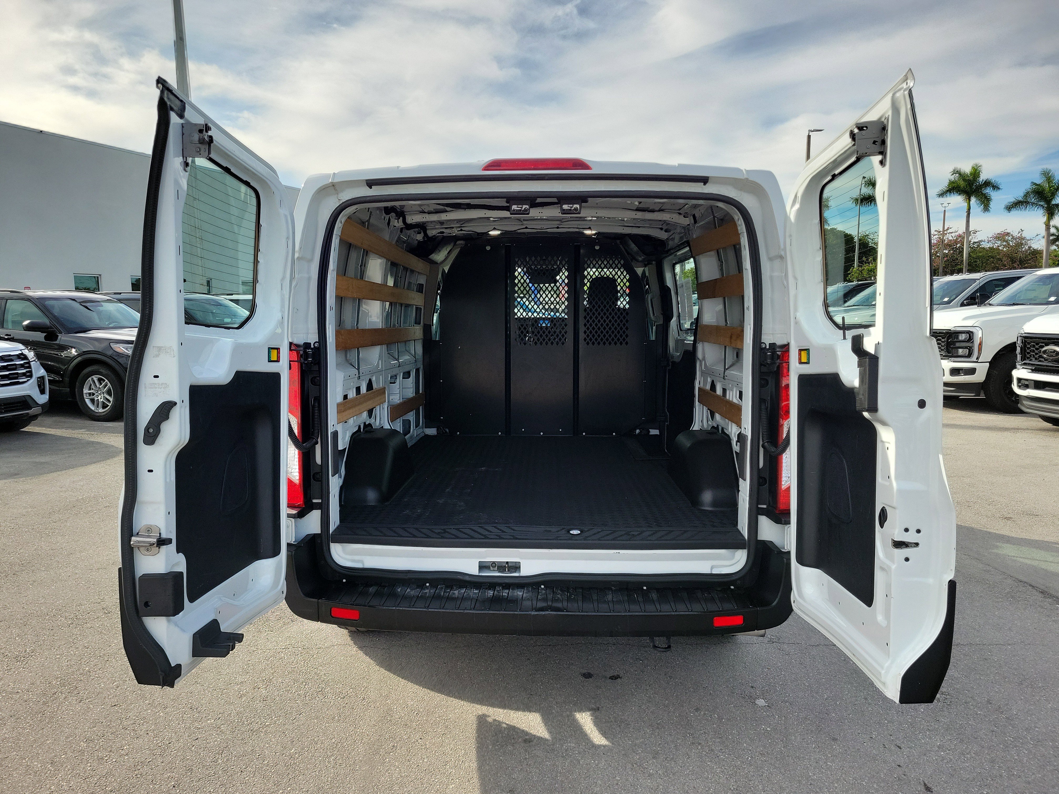 Used 2024 Ford Transit 250 Low Roof w/ Exterior Upgrade Package image 14