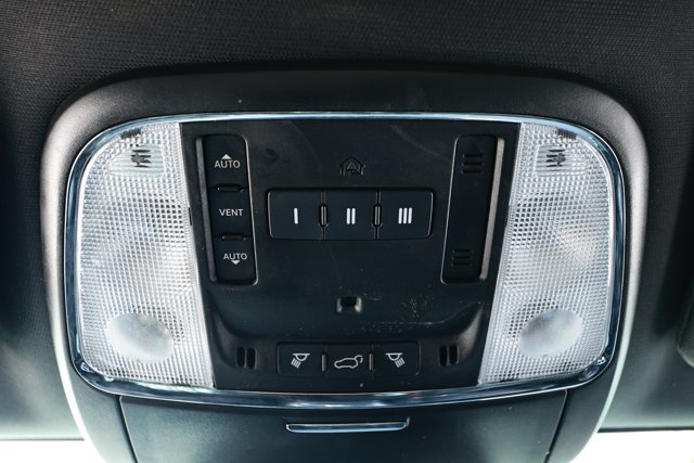 Used 2022 Jeep Grand Cherokee Limited RWD image 19