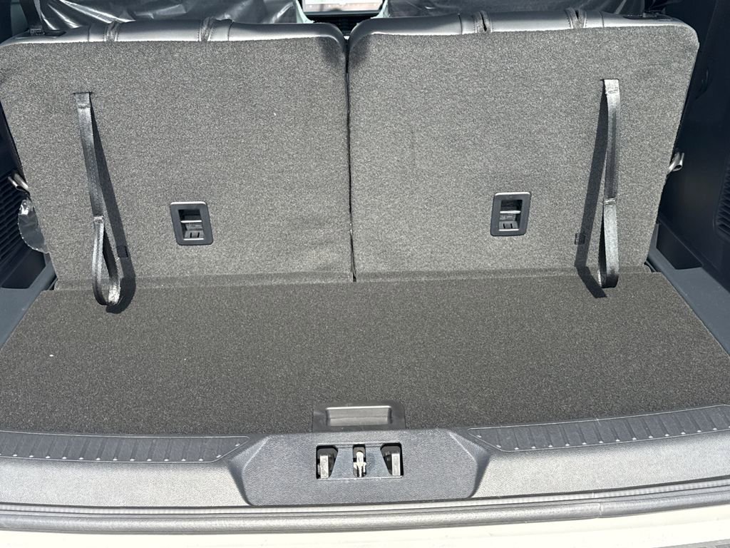 New 2026 Ford Explorer ST-Line image 21