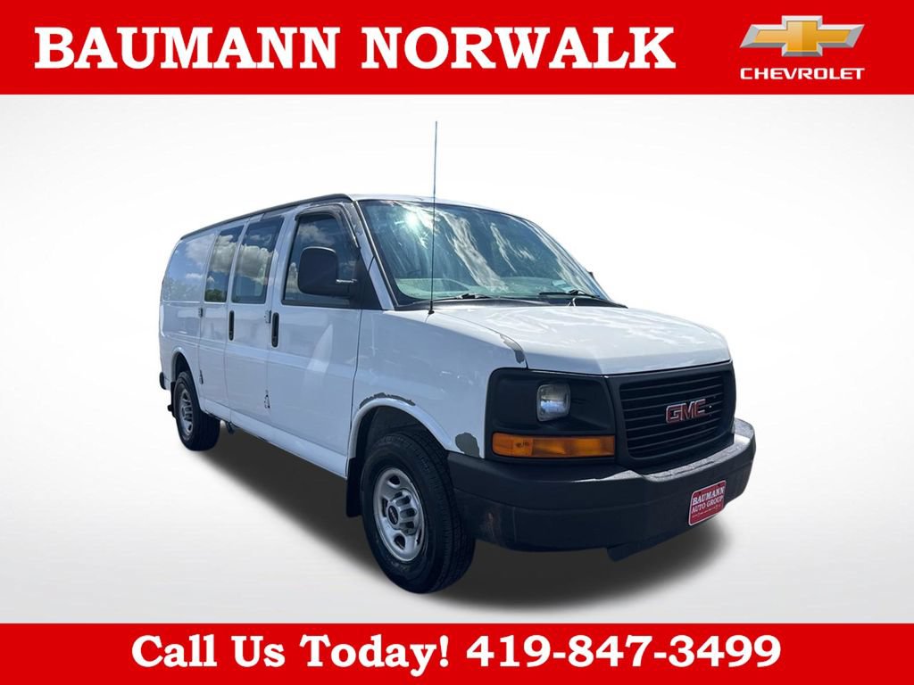Used 2007 GMC Savana 2500 RWD image 1