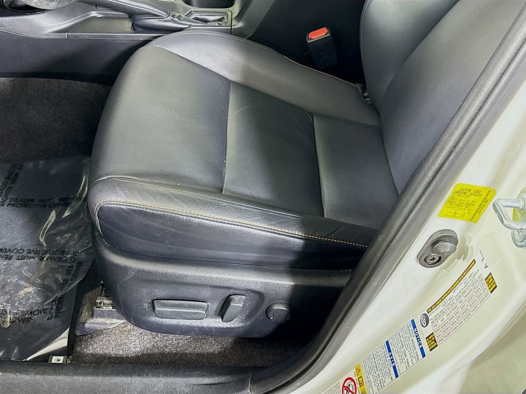 Used 2017 Toyota RAV4 SE w/ Advanced Technology Package image 24