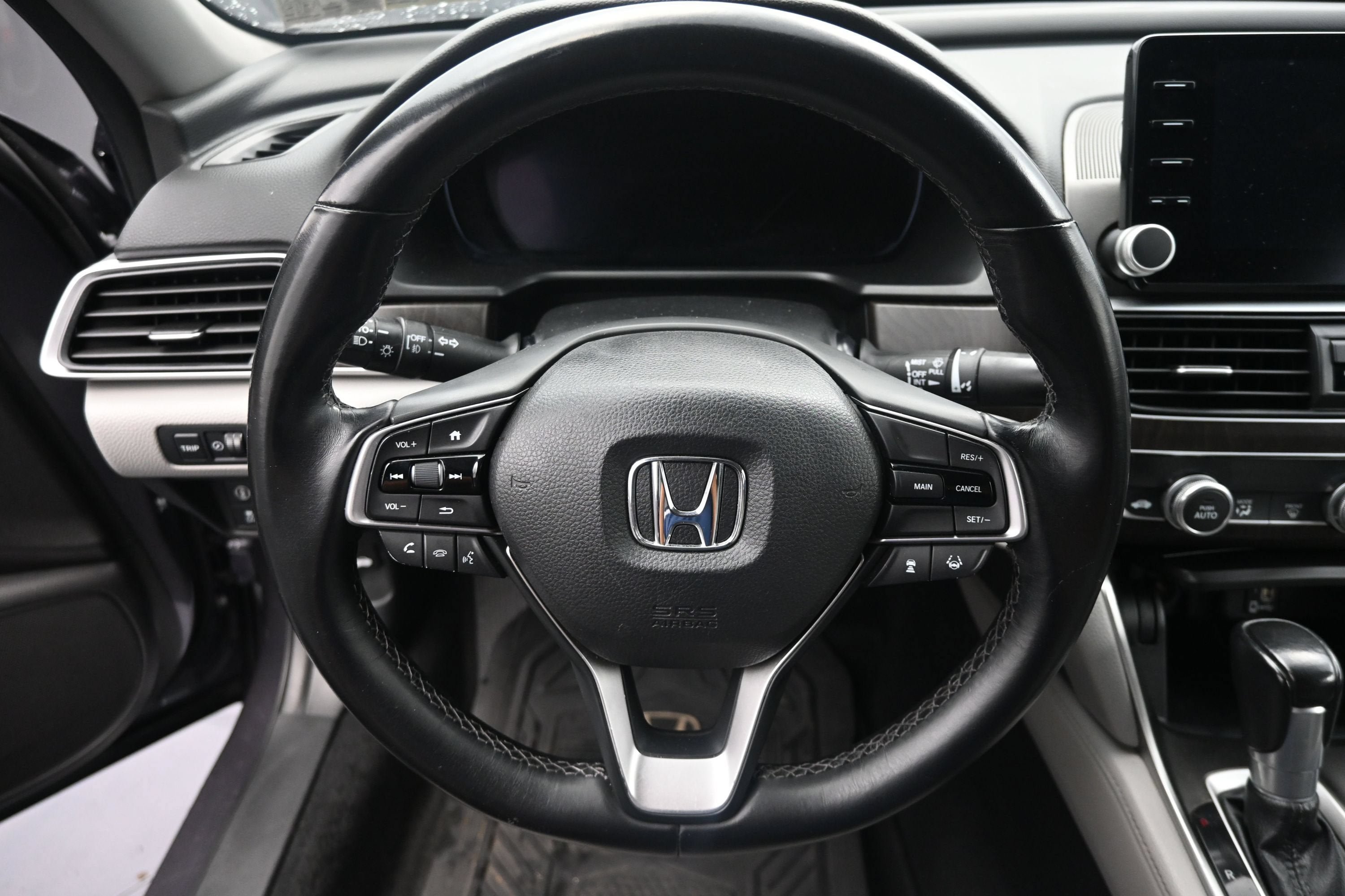 Used 2019 Honda Accord EX-L image 11