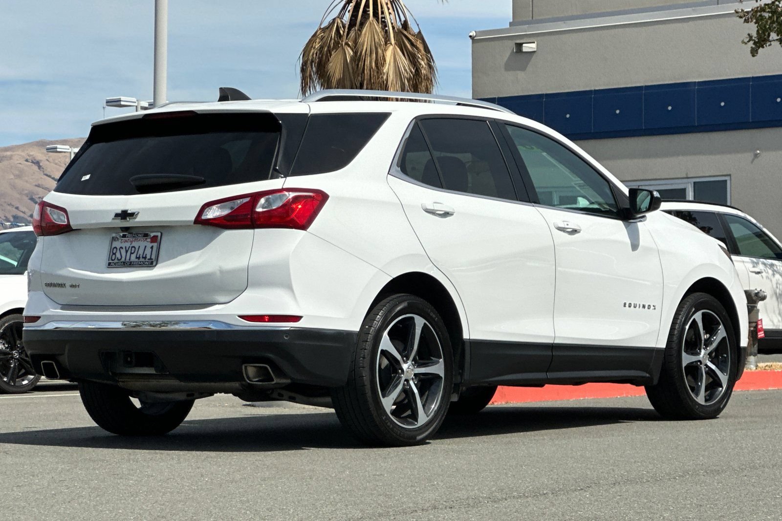 Used 2020 Chevrolet Equinox LT FWD image 4