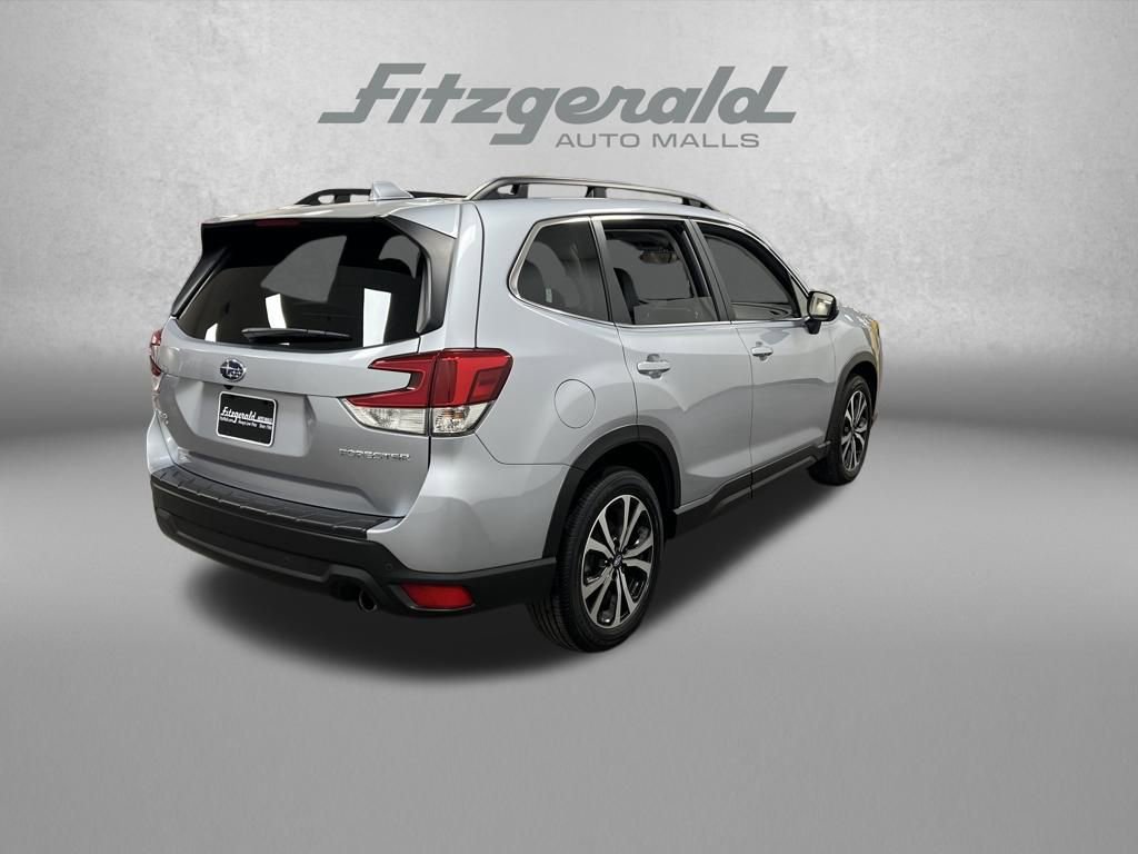 Used 2023 Subaru Forester Limited AWD/4WD image 6