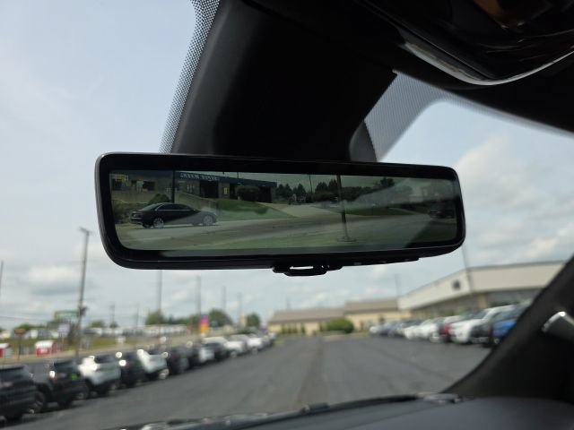 Used 2025 Jeep Grand Wagoneer L Series III w/ Rear Seat Video Group 1 AWD/4WD image 34