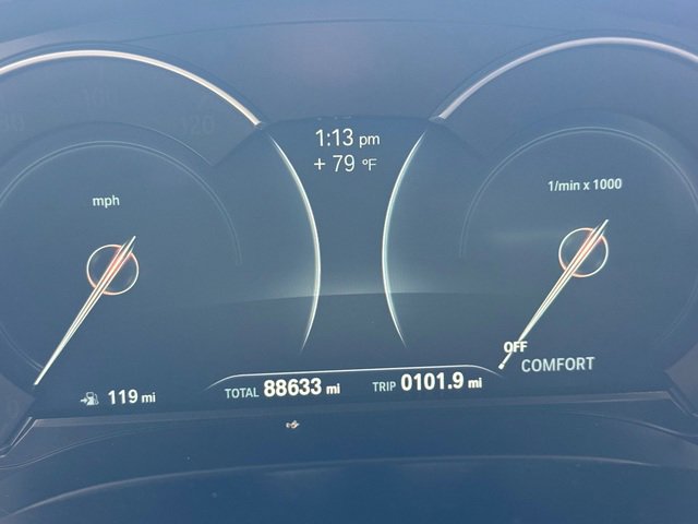 Used 2018 BMW 530i RWD image 9