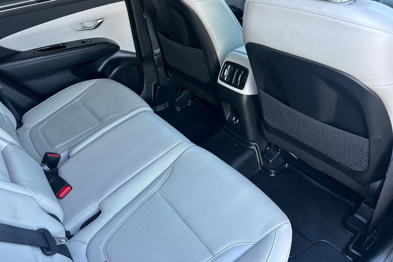 Used 2022 Hyundai Tucson Limited AWD/4WD image 18