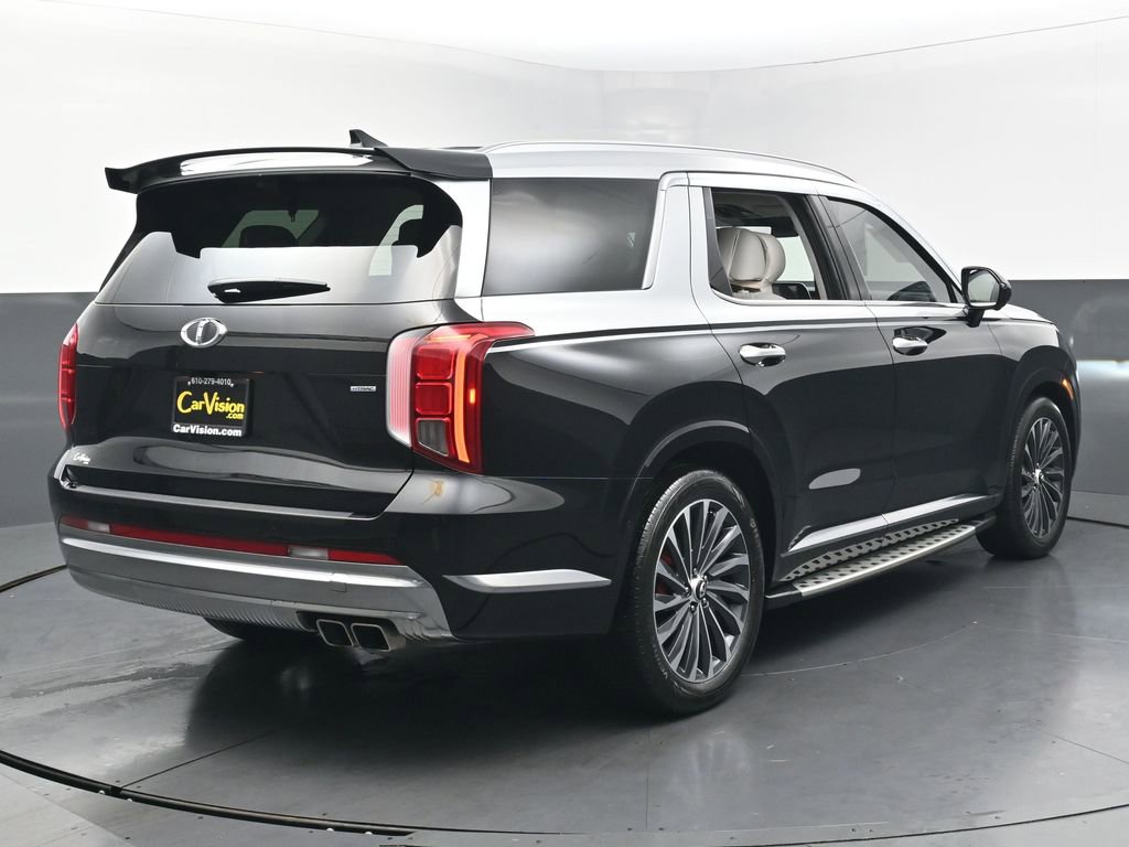 Used 2023 Hyundai Palisade Calligraphy w/ Cargo Package image 5