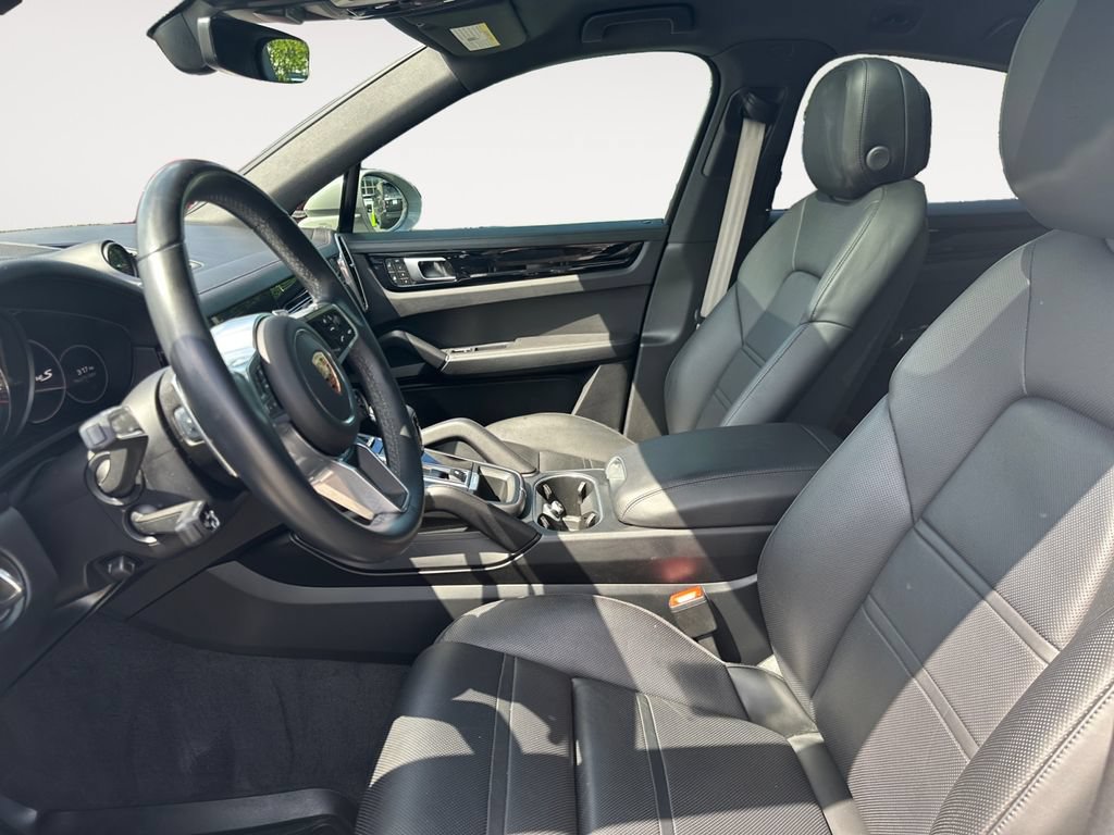 Used 2023 Porsche Cayenne S AWD/4WD image 10