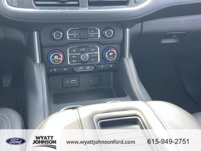 Used 2024 Chevrolet Suburban LT image 17