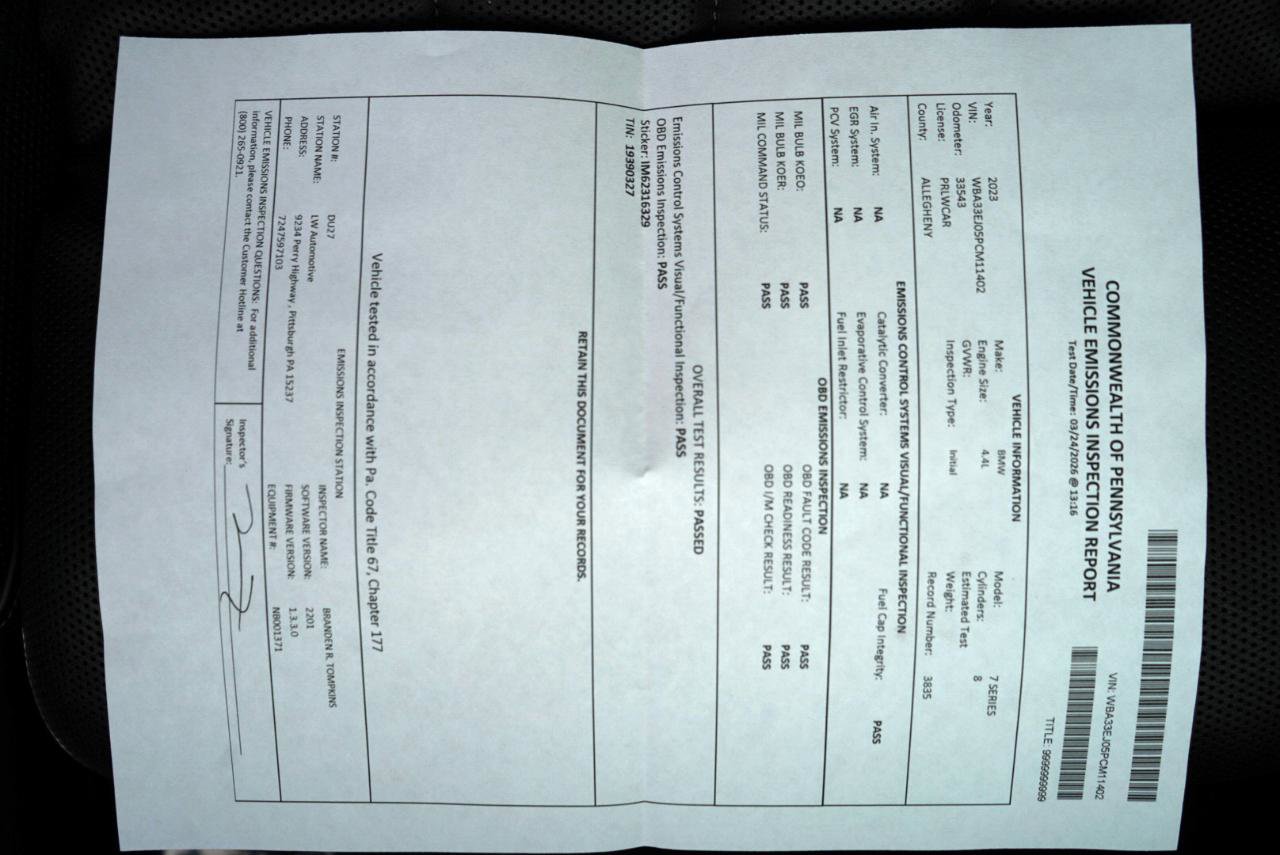 Used 2023 BMW 760i xDrive w/ Executive Package image 75