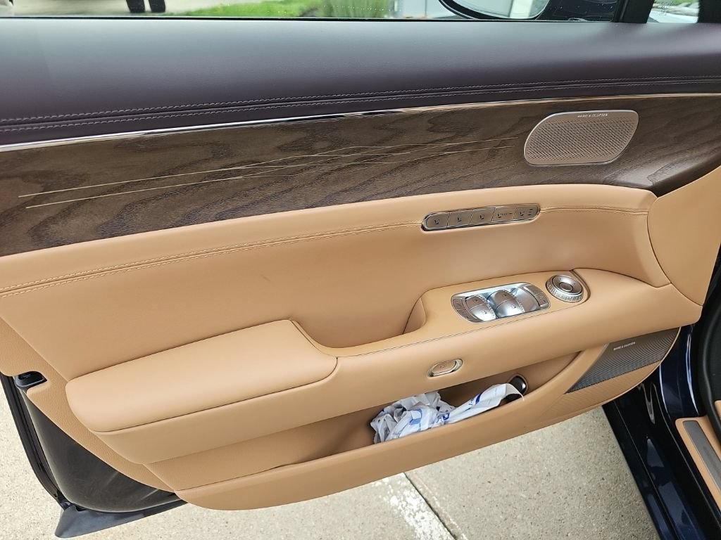 Used 2024 Genesis G90 3.5T AWD/4WD image 21