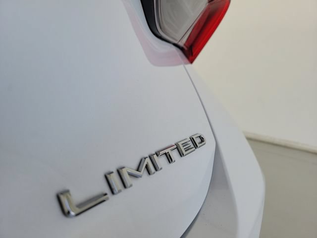 Used 2021 Toyota Avalon Limited w/ Advanced Safety Package FWD image 8