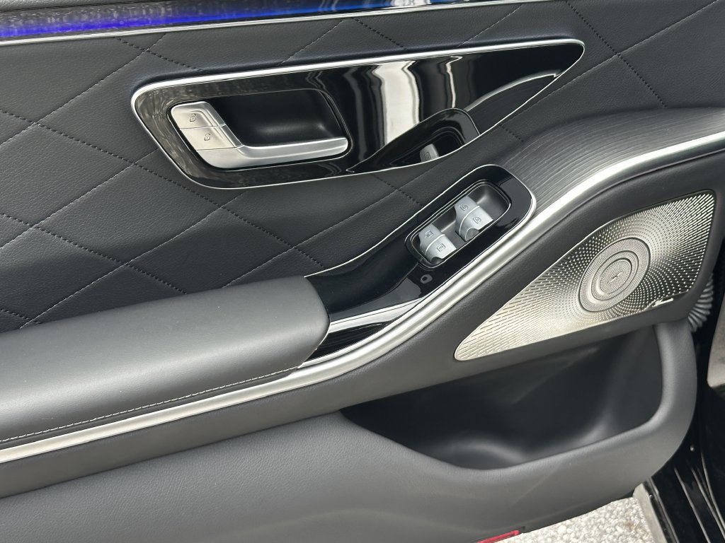 Certified 2025 Mercedes-Benz S 580 4MATIC Sedan image 25