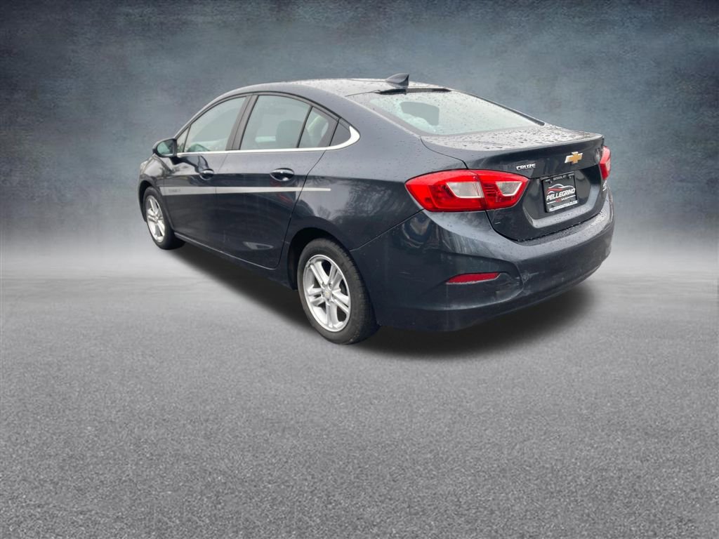 Used 2017 Chevrolet Cruze LT w/ Convenience Package FWD image 3