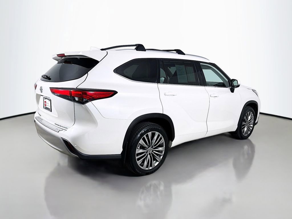 Certified 2020 Toyota Highlander Platinum AWD/4WD image 8