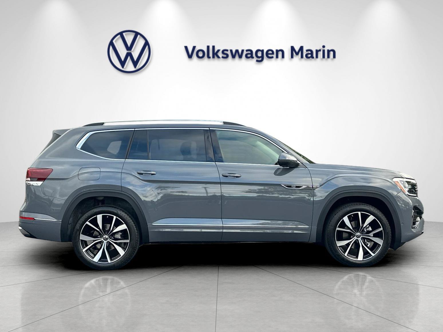 New 2026 Volkswagen Atlas SEL Premium R-Line AWD/4WD image 6