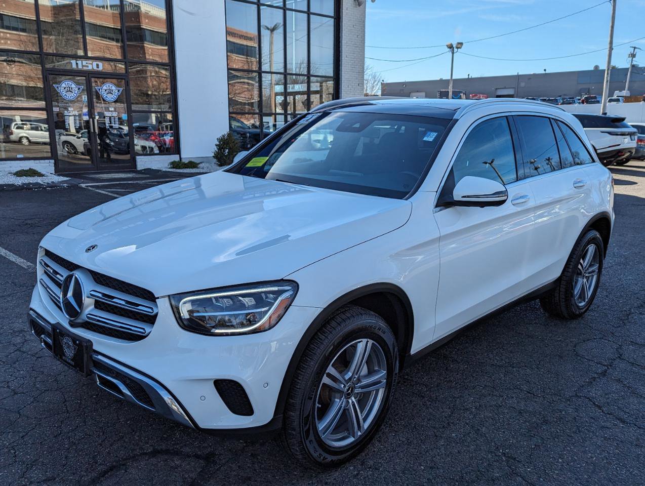 Used 2021 Mercedes-Benz GLC 300 GLC 300 4MATIC SUV image 2
