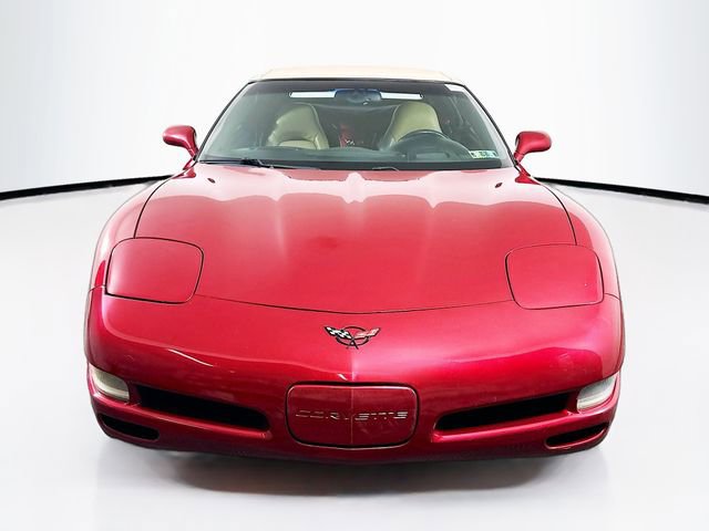 Used 2004 Chevrolet Corvette Convertible w/ Preferred Equipment Group image 2