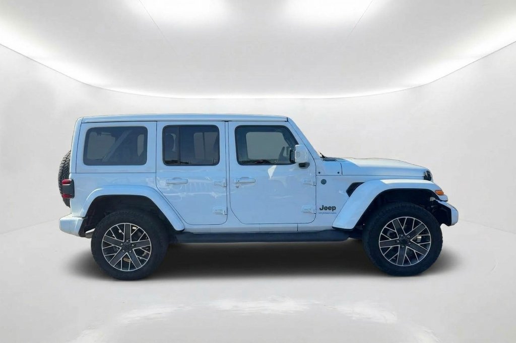 Used 2024 Jeep Wrangler High Altitude AWD/4WD image 4