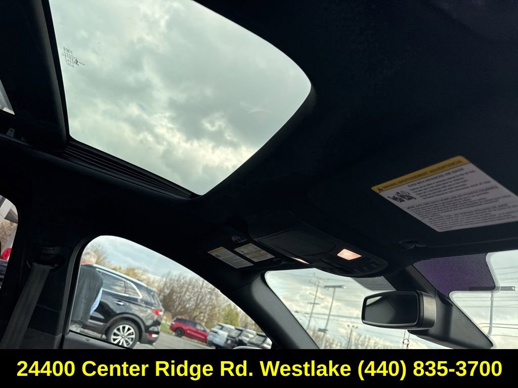 Used 2019 Lincoln MKC Reserve image 9