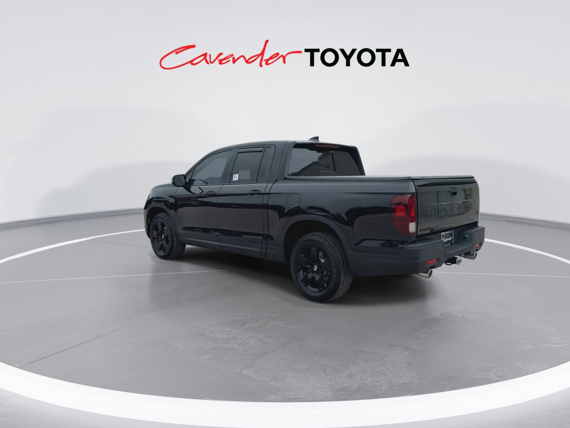 Used 2025 Honda Ridgeline Black Edition image 6